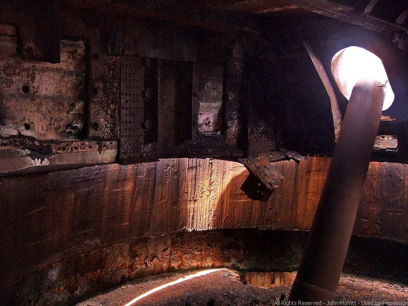 Battery Wilson - The left side of the 14 inch gun barrel sticking out its port.